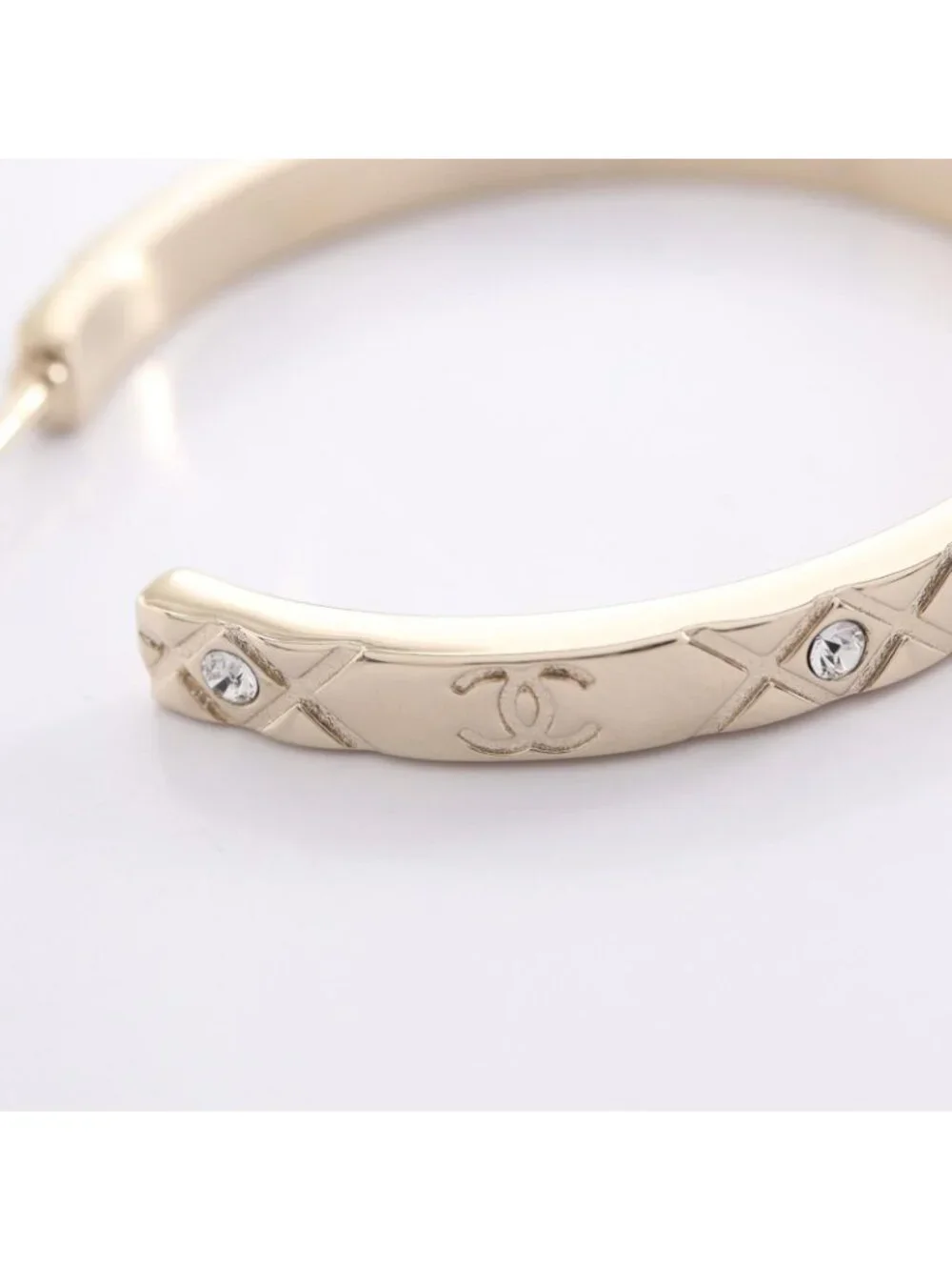 Chanel Single Earring CC Logo Hoop
